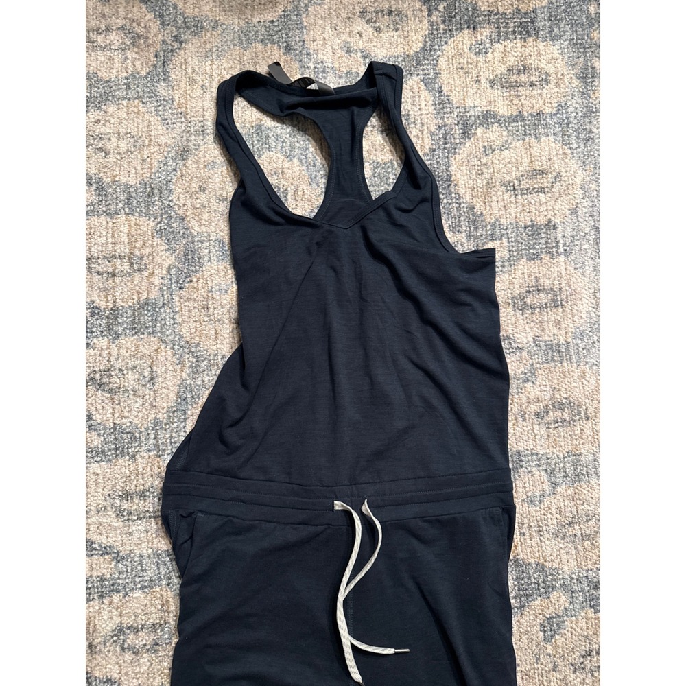 Vuori Lux Jumpsuit Navy Small Excellent Condition - Picture 3 of 7